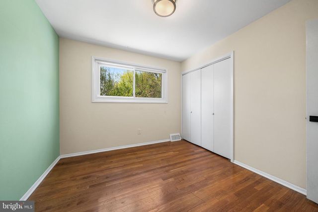 8508 CROWLEY PL, Alexandria, VA 22308