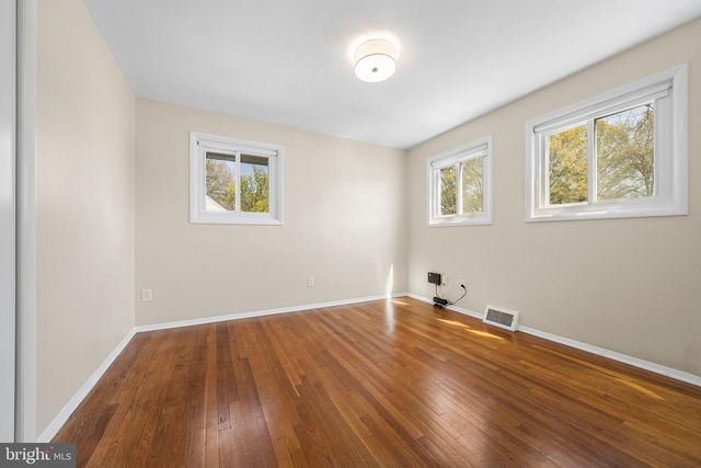8508 CROWLEY PL, Alexandria, VA 22308