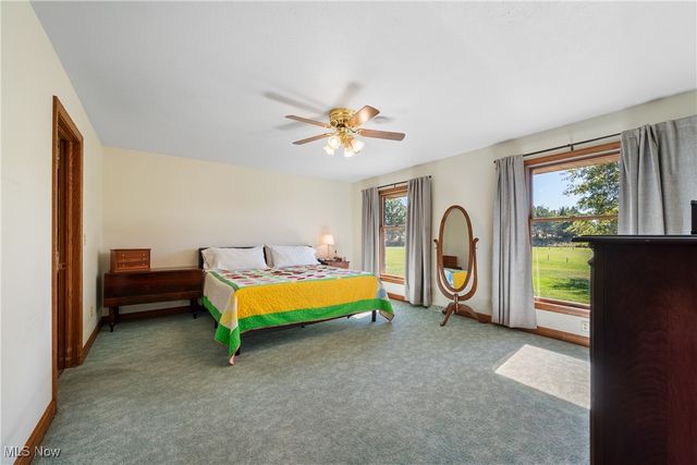 2116 Prysi Road NW, Sugarcreek, OH 44681