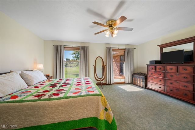 2116 Prysi Road NW, Sugarcreek, OH 44681