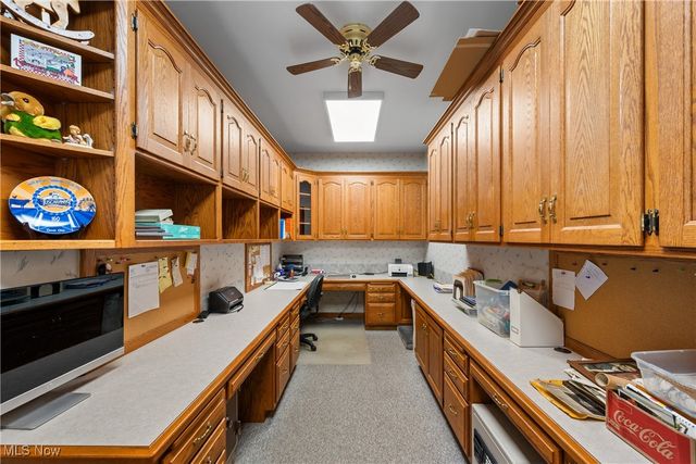 2116 Prysi Road NW, Sugarcreek, OH 44681