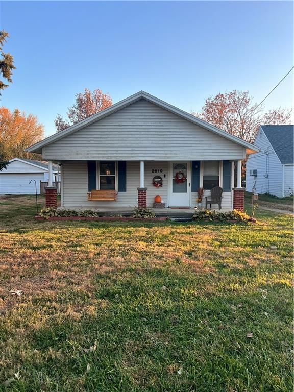 2810 Commercial Street, St Joseph, MO 64503