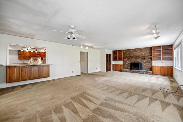 676 Fairlawn Drive, Circleville, OH 43113