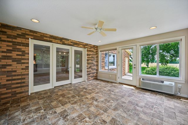 676 Fairlawn Drive, Circleville, OH 43113