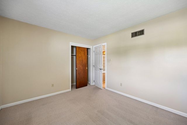 676 Fairlawn Drive, Circleville, OH 43113