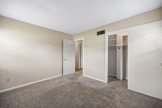 676 Fairlawn Drive, Circleville, OH 43113