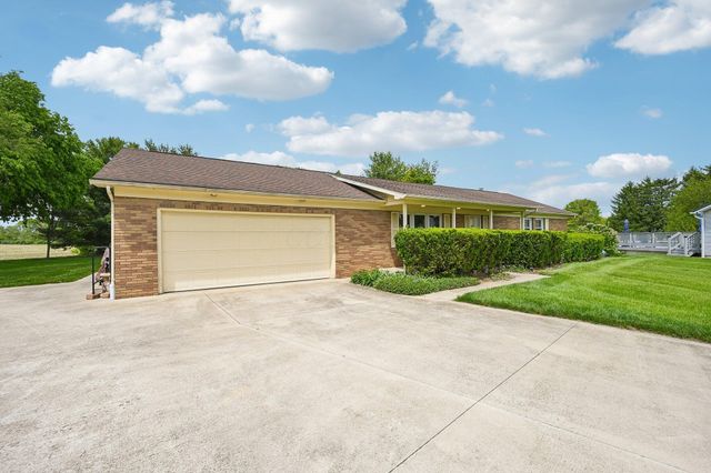 676 Fairlawn Drive, Circleville, OH 43113