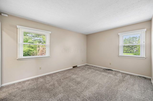 676 Fairlawn Drive, Circleville, OH 43113