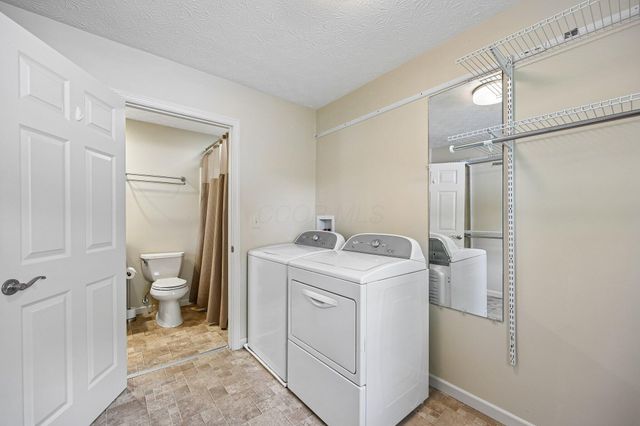 676 Fairlawn Drive, Circleville, OH 43113