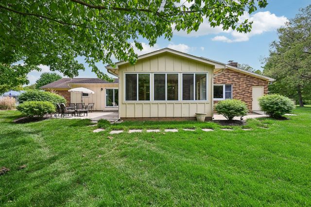 676 Fairlawn Drive, Circleville, OH 43113