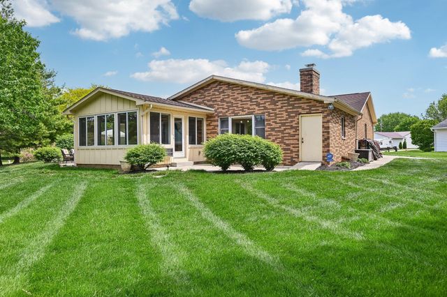 676 Fairlawn Drive, Circleville, OH 43113