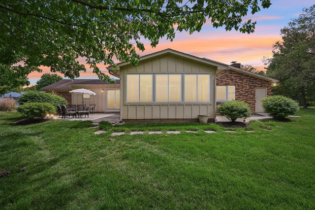 676 Fairlawn Drive, Circleville, OH 43113