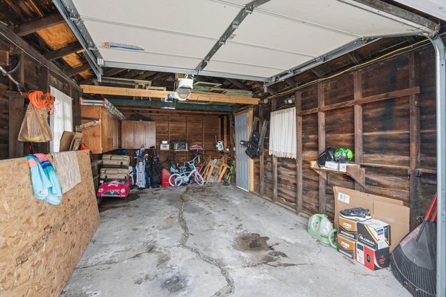 1901 W 16th Street, Davenport, IA 52804