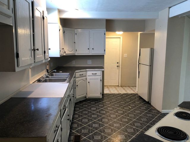 1004 W 6th Street, Mishawaka, IN 46544