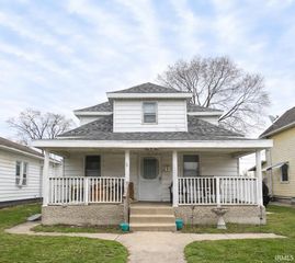 1004 W 6th Street, Mishawaka, IN 46544