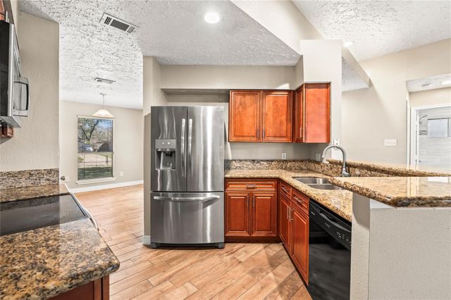 311 Windward Drive, League City, TX 77573