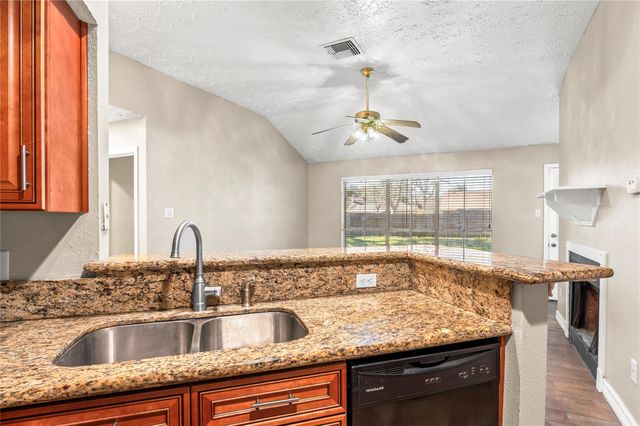 311 Windward Drive, League City, TX 77573