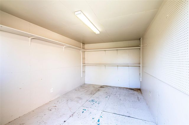 311 Windward Drive, League City, TX 77573