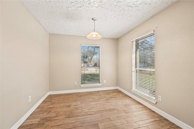 311 Windward Drive, League City, TX 77573