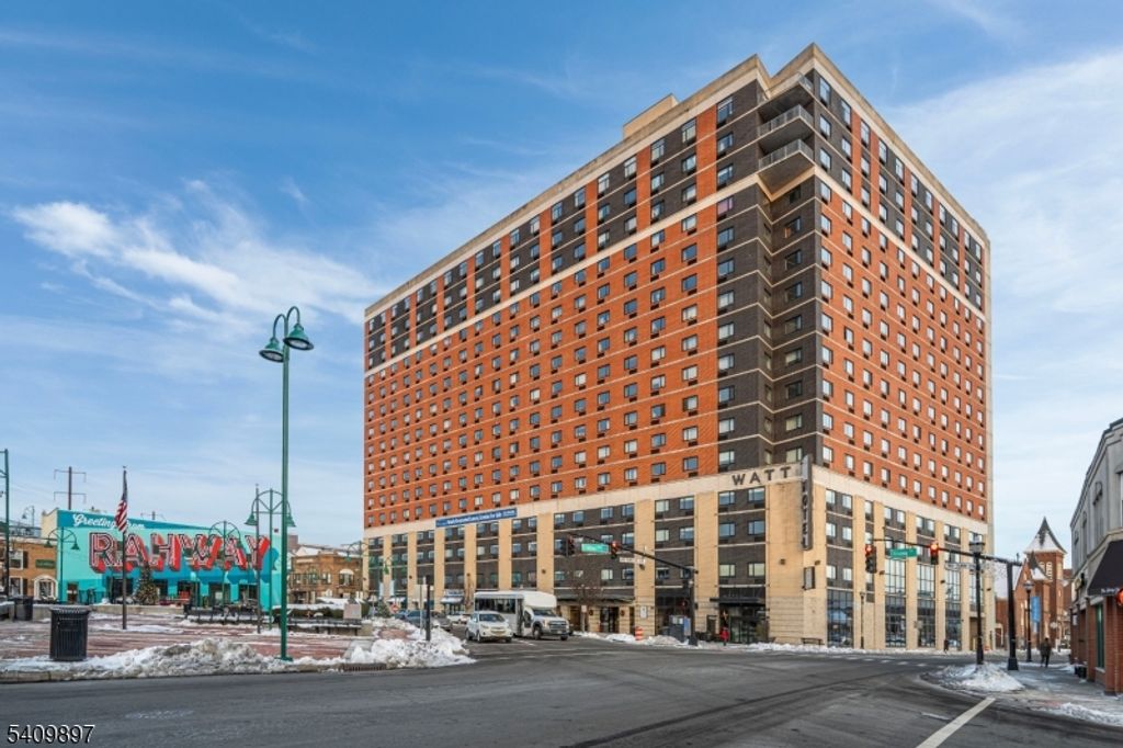1 Carriage City Plz 1211, Rahway City, NJ 07065