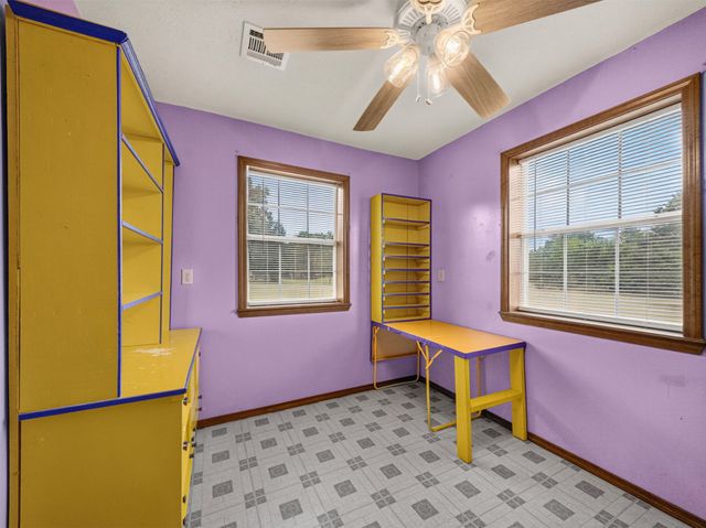 8611 N 100th Avenue W, Skiatook, OK 74070