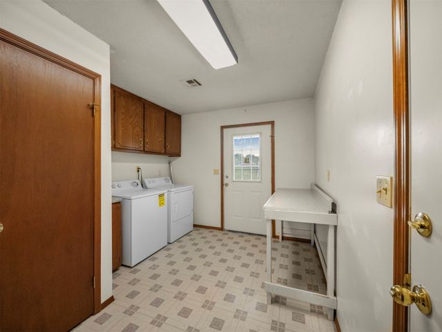8611 N 100th Avenue W, Skiatook, OK 74070
