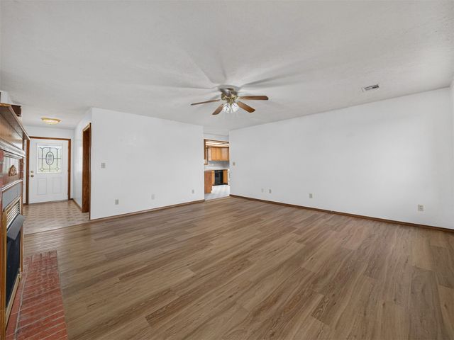 8611 N 100th Avenue W, Skiatook, OK 74070