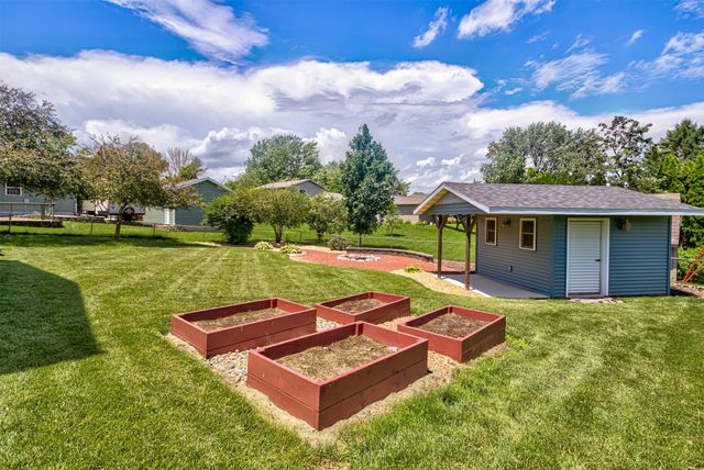 503 E 5th Street, Huxley, IA 50124
