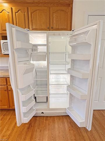 6916 Deerfield LN, Gloucester, VA 23061