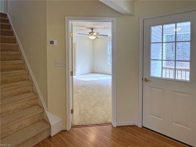 6916 Deerfield LN, Gloucester, VA 23061