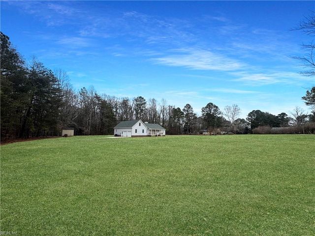 6916 Deerfield LN, Gloucester, VA 23061