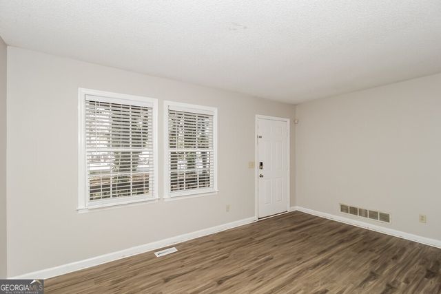 2737 Pine Mountain Circle NW, Kennesaw, GA 30152