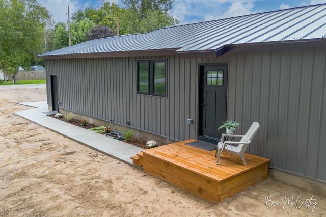 2628 Hamilton Road, Dalton Twp, MI 49445