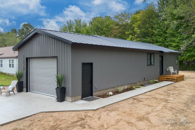 2628 Hamilton Road, Dalton Twp, MI 49445