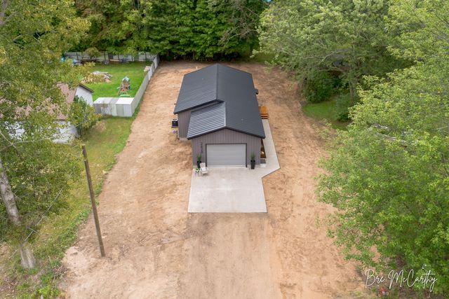 2628 Hamilton Road, Dalton Twp, MI 49445