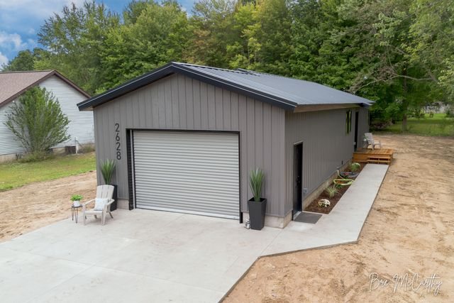 2628 Hamilton Road, Dalton Twp, MI 49445