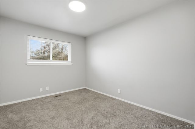 3204 S 128th East Avenue, Tulsa, OK 74146