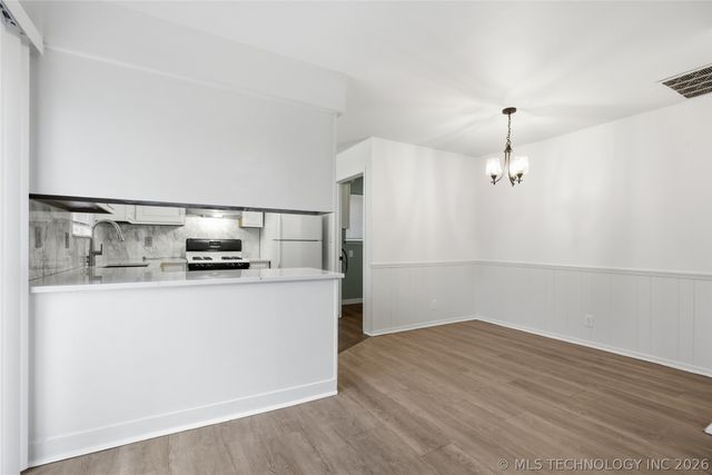 3204 S 128th East Avenue, Tulsa, OK 74146