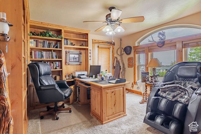 940 E CANYON RD, Hyde Park, UT 84318