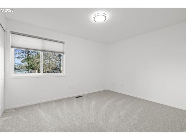 11920 Sw MURPHY Ln, Beaverton, OR 97008