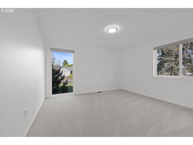 11920 Sw MURPHY Ln, Beaverton, OR 97008