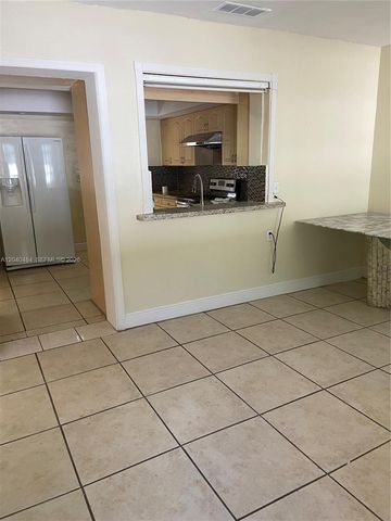 800 NW 76th Avenue 800, Pembroke Pines, FL 33024