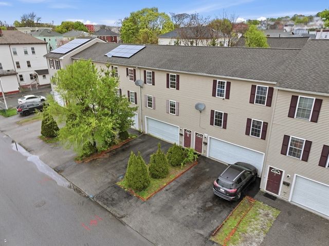 17 Bigelow St, Worcester, MA 01610