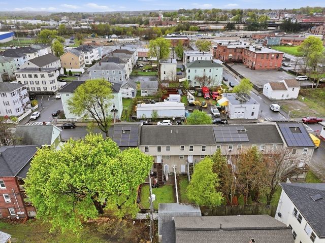 17 Bigelow St, Worcester, MA 01610