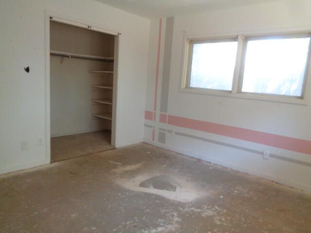 2405 N 3rd Street, Tahoka, TX 79373