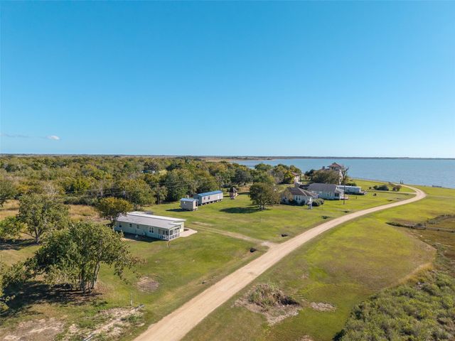 71 Collegeport Loop, Collegeport, TX 77428