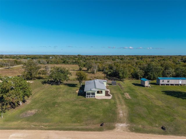 71 Collegeport Loop, Collegeport, TX 77428