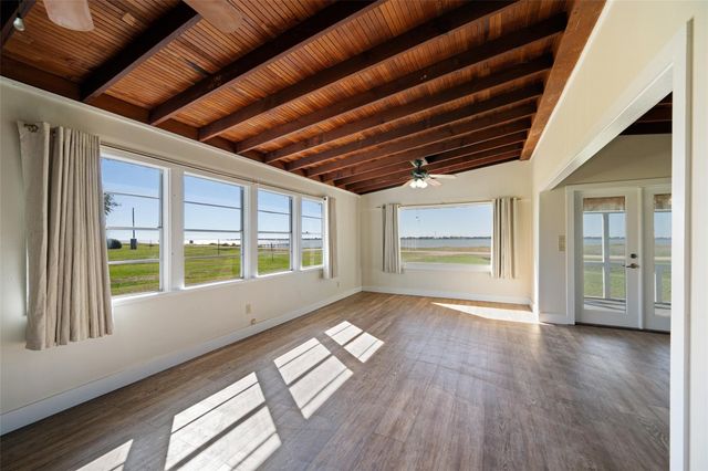 71 Collegeport Loop, Collegeport, TX 77428