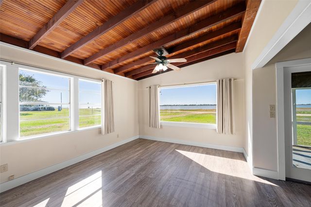 71 Collegeport Loop, Collegeport, TX 77428