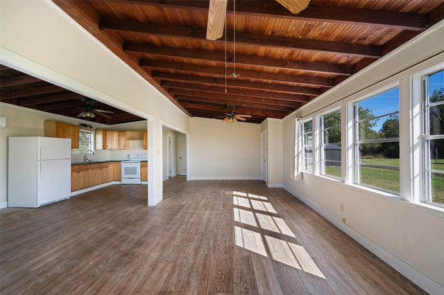 71 Collegeport Loop, Collegeport, TX 77428